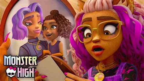 draculaura and clawdeen|monster high clawdeen mom.